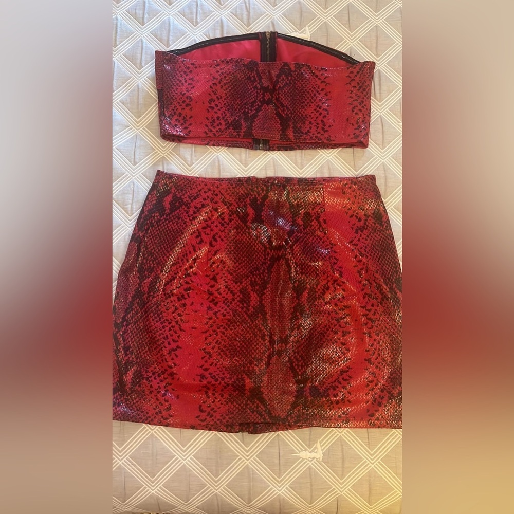 Red Snake Print Two-Piece Set - Picture 3 of 5